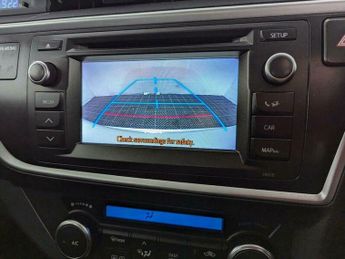 Toyota Auris 1.8 VVT-h Icon CVT Euro 5 (s/s) 5dr