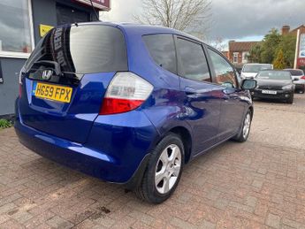 Honda Jazz I-VTEC ES I-SHIFT