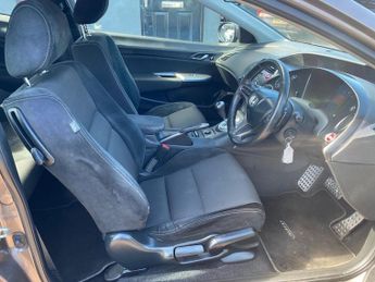 Honda Civic I-VTEC TYPE S I-SHIFT