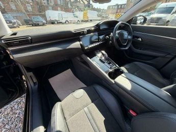 Peugeot 508 1.6 11.8kWh Allure Premium Fastback e-EAT Euro 6 (s/s) 5dr