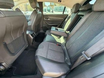 Peugeot 508 1.6 11.8kWh Allure Premium Fastback e-EAT Euro 6 (s/s) 5dr