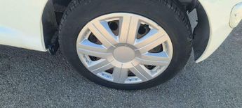 Toyota AYGO 1.0 VVT-i + MultiMode Euro 5 3dr