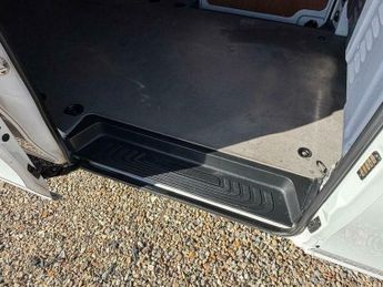 Mercedes-Benz Vito 2.0 116 CDI Progressive G-Tronic RWD L3 Euro 6 (s/s) 5dr (XLWB)