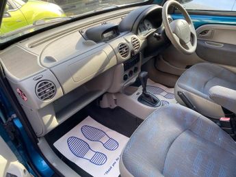 Renault Kangoo EXPRESSION 16V E4