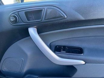 Ford Fiesta 1.6 Titanium 5dr