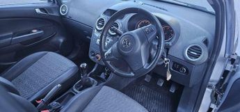 Vauxhall Corsa 1.2i ecoFLEX 16V SE Euro 5 (s/s) 5dr