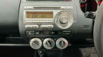 Honda Jazz 1.4 i-DSI SE CVT-7 5dr