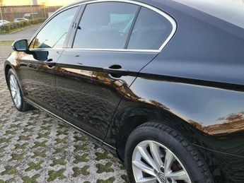 Volkswagen Passat 1.6 TDI BlueMotion Tech SE Business Euro 6 (s/s) 4dr