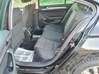 Volkswagen Passat 1.6 TDI BlueMotion Tech SE Business Euro 6 (s/s) 4dr