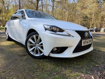 Lexus IS300h SE