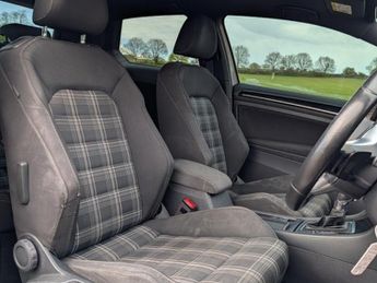 Volkswagen Golf GTD DSG