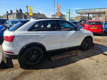 Audi Q3 TFSI S LINE BLACK EDITION