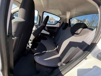 Toyota AYGO VVT-I MODE MM AC