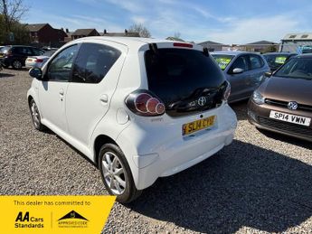 Toyota AYGO VVT-I MODE MM AC