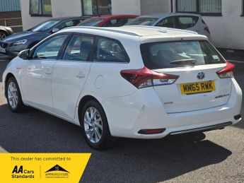 Toyota Auris VVT-I ICON TOURING SPORTS