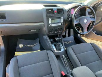Volkswagen Golf 1.9 TDI Match DSG 5dr