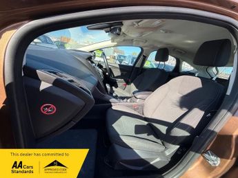 Ford Focus TITANIUM NAVIGATOR