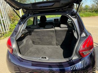 Peugeot 208 BLUE HDI S/S ALLURE