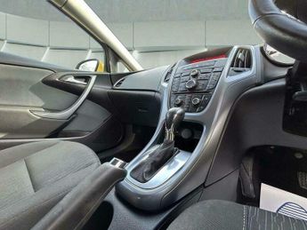 Vauxhall Astra GTC 1.4i Turbo Sport Auto Euro 6 3dr