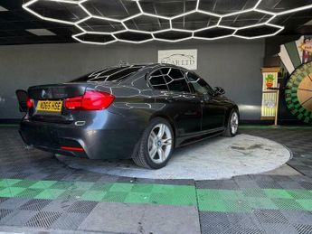 BMW 3 SERIES 2.0 320d M Sport Auto Euro 6 (s/s) 4dr