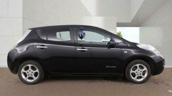 Nissan Leaf 30kWh Acenta Auto 5dr