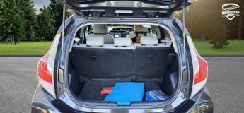 Toyota Yaris AQUA 1.5 VVT-h T Spirit CVT Euro 5 5dr