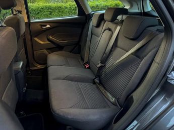 Ford Focus 1.6 Titanium Powershift 123 Bhp | MOT till Apr 2027 _ 3 Keepers 