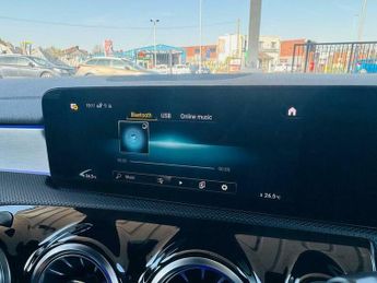 Mercedes-Benz CLA 1.3 CLA180 AMG Line (Premium Plus 2) Coupe 7G-DCT Euro 6 (s/s) 4