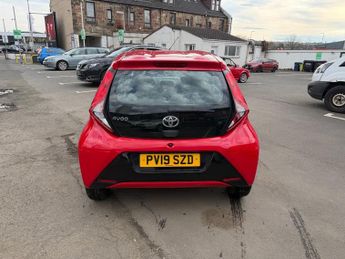 Toyota AYGO VVT-I X-PLAY X-SHIFT