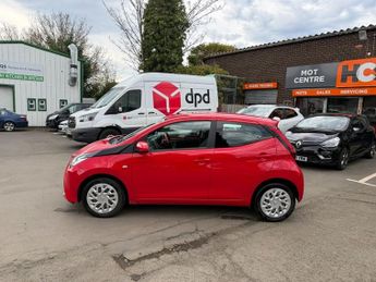 Toyota AYGO VVT-I X-PLAY X-SHIFT