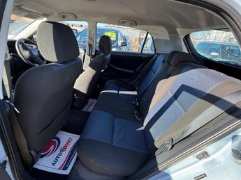 Toyota Corolla VVTI T3