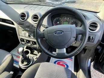 Ford Fusion 1.4 Zetec 5dr