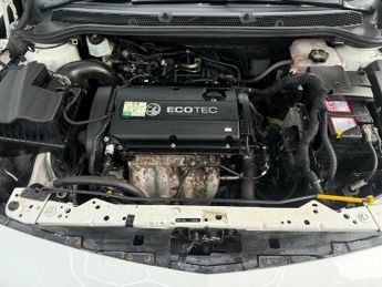Vauxhall Astra 1.6 16v SRi Euro 5 5dr
