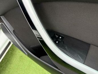 Vauxhall Astra 1.6 16v SRi Euro 5 5dr