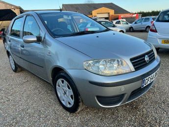 Fiat Punto 1.2 Dynamic Hatchback 5dr Petrol Automatic (136 g/km, 60 bhp)