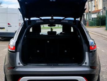 Land Rover Range Rover Velar R-DYNAMIC HSE