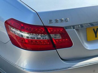 Mercedes-Benz E Class 2.1 E220 CDI BlueEfficiency Executive SE G-Tronic+ Euro 5 (s/s) 