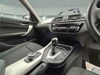 BMW 1 SERIES 1.5 118i GPF SE Auto Euro 6 (s/s) 5dr