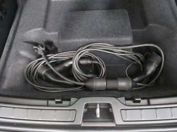 Volvo XC40 RECHARGE T5 R-DESIGN PRO
