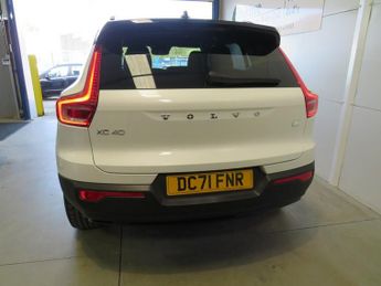 Volvo XC40 RECHARGE T5 R-DESIGN PRO