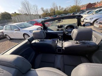 Renault Megane DYNAMIQUE TOMTOM TCE