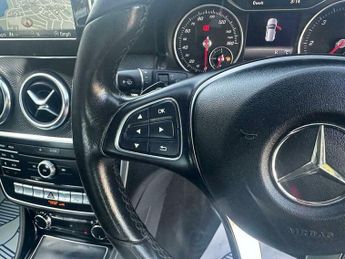 Mercedes-Benz A Class 1.5 A180d SE (Executive) 7G-DCT Euro 6 (s/s) 5dr