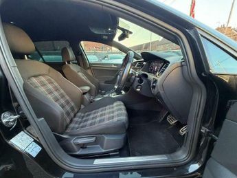 Volkswagen Golf GTi 2.0 TSI GTI Performance DSG Euro 6 (s/s) 5dr