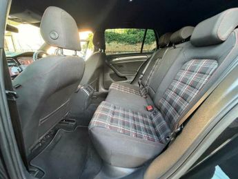 Volkswagen Golf GTi 2.0 TSI GTI Performance DSG Euro 6 (s/s) 5dr