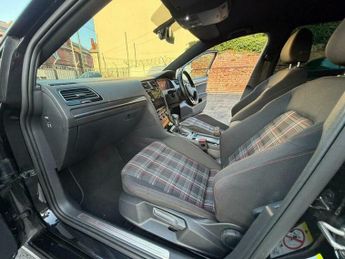Volkswagen Golf GTi 2.0 TSI GTI Performance DSG Euro 6 (s/s) 5dr