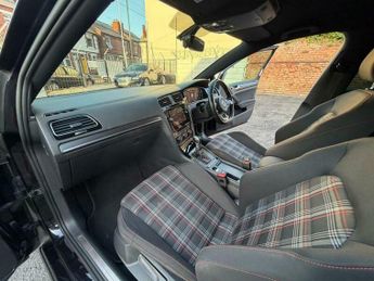 Volkswagen Golf GTi 2.0 TSI GTI Performance DSG Euro 6 (s/s) 5dr