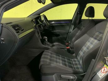 Volkswagen Golf 1.4 TSI 8.7kWh GTE DSG Euro 6 (s/s) 5dr
