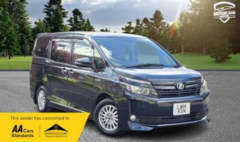 Toyota Voxy 1.8L HYBRID AUTO 7 SEATS 5 DR