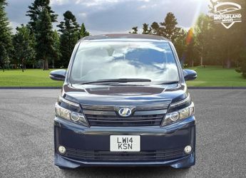 Toyota Voxy 1.8L HYBRID AUTO 7 SEATS 5 DR