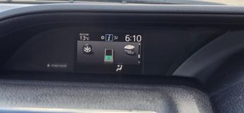 Toyota Voxy 1.8L HYBRID AUTO 7 SEATS 5 DR